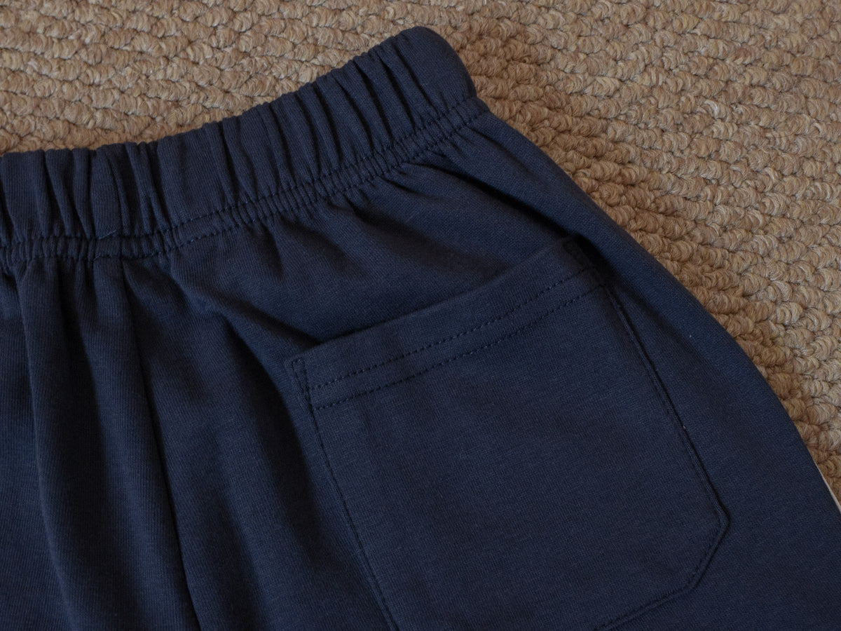 line pants navy back pocket