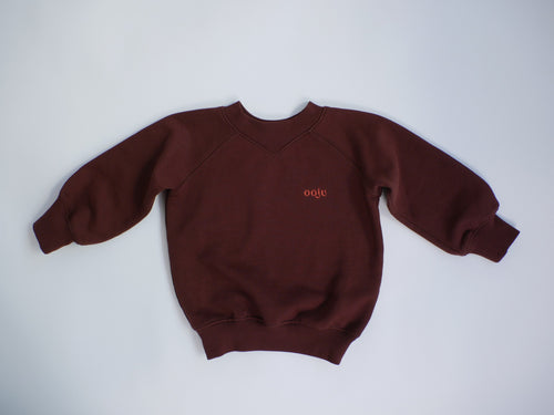 curved sweat shirts
