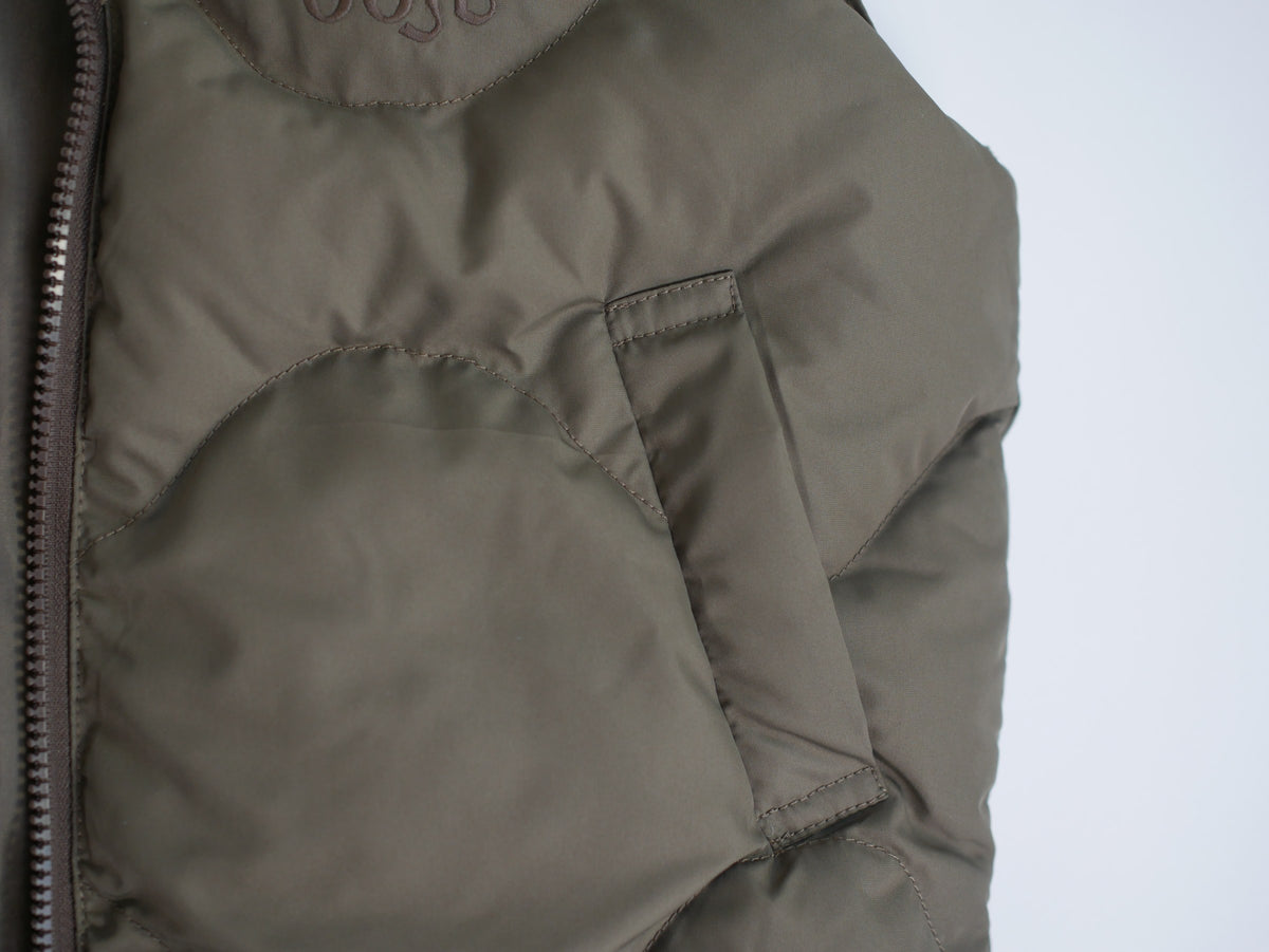 quilting padded vest charcoal detail