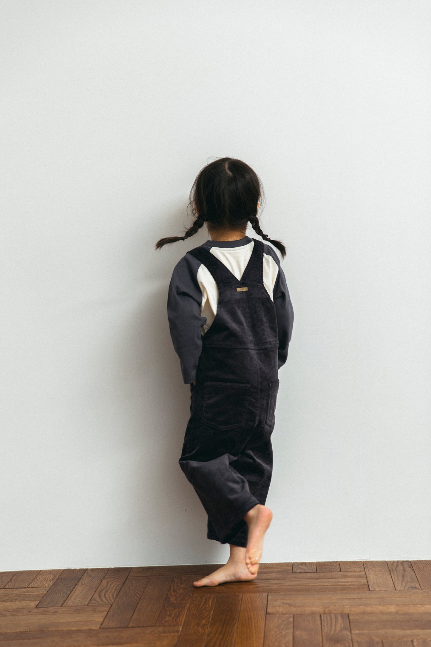 corduroy over all_charcoal