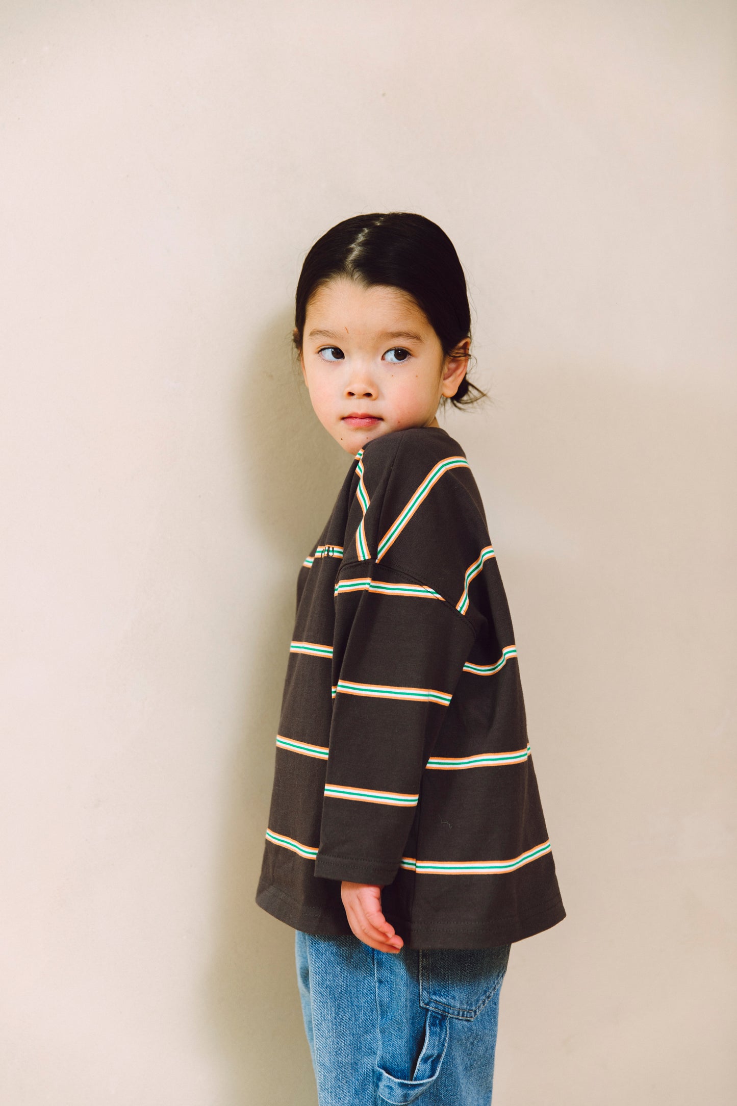 pencil border long T-shirts_charcoal