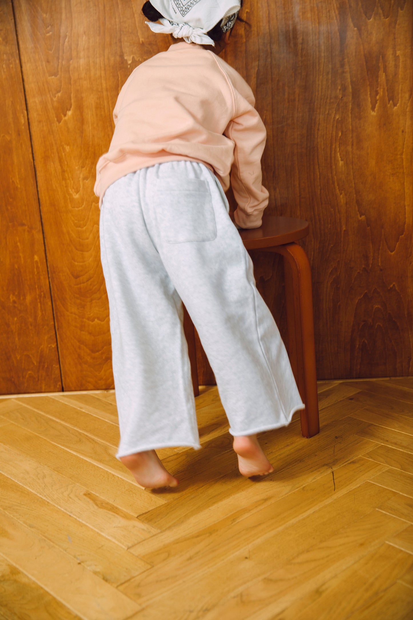 cutoff sweat pants_grey