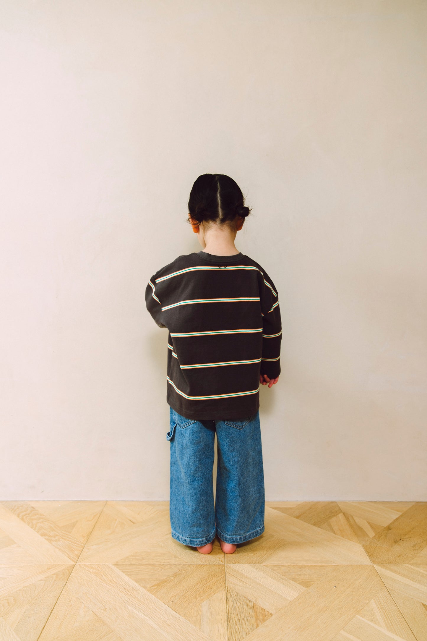 pencil border long T-shirts_charcoal