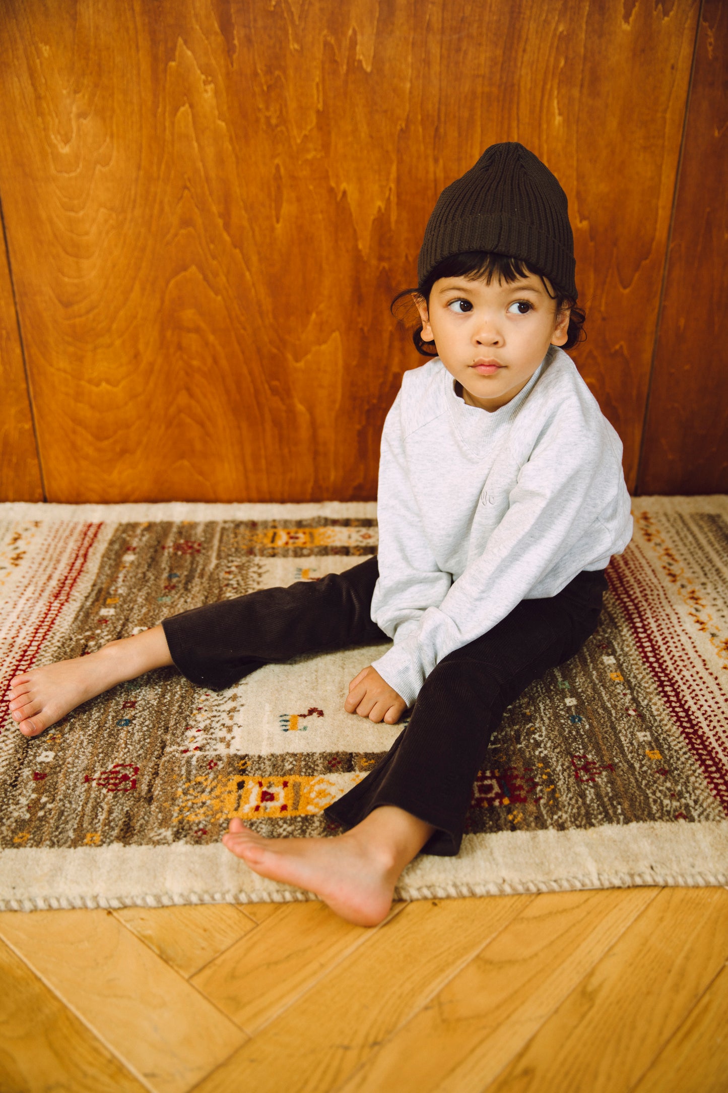 corduroy flare pants_charcoal