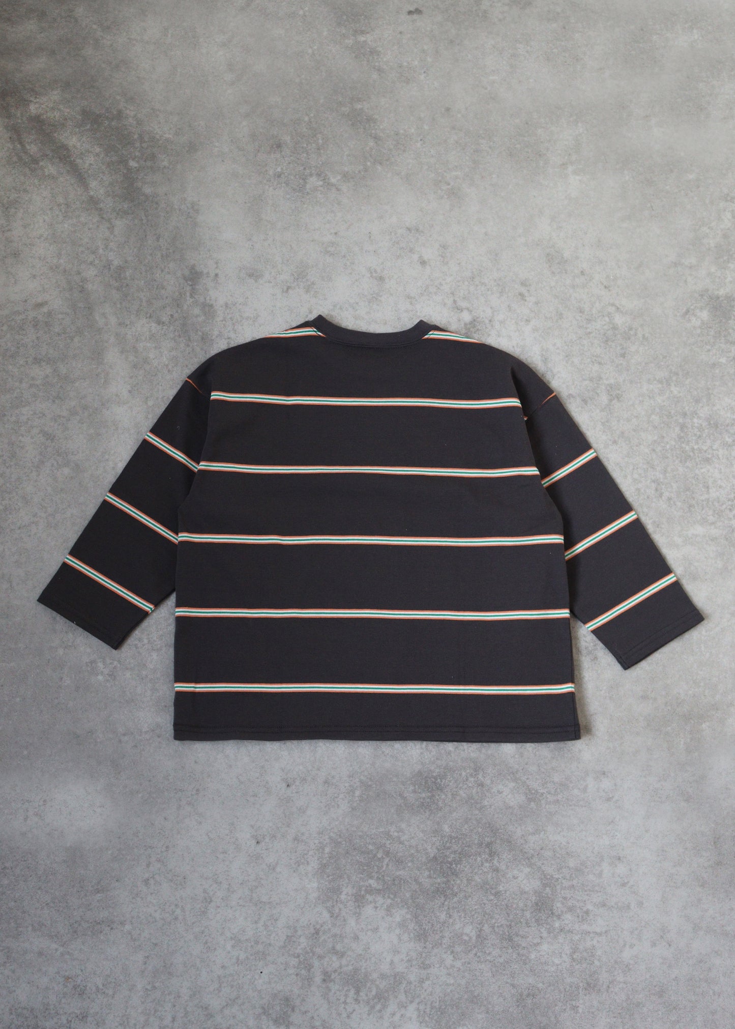 pencil border long T-shirts_charcoal