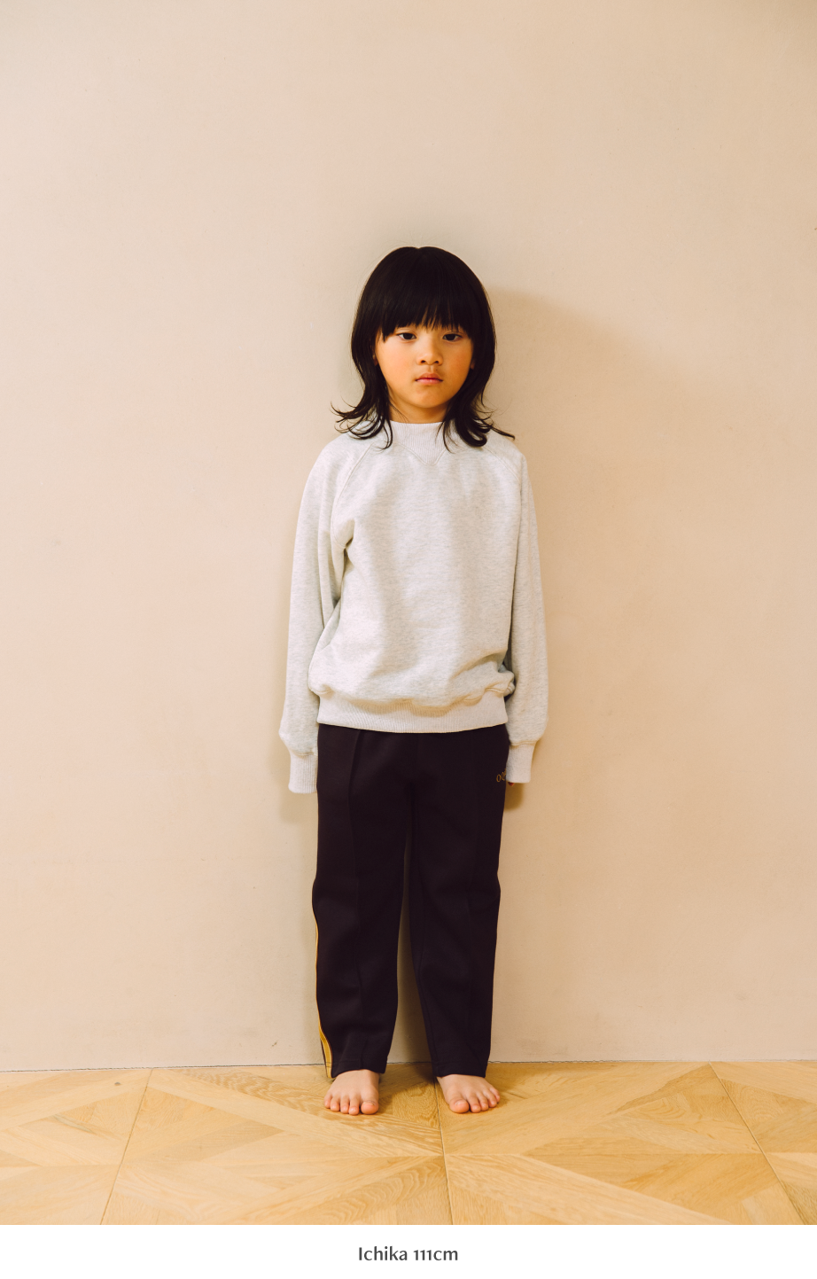 line pants_charcoal